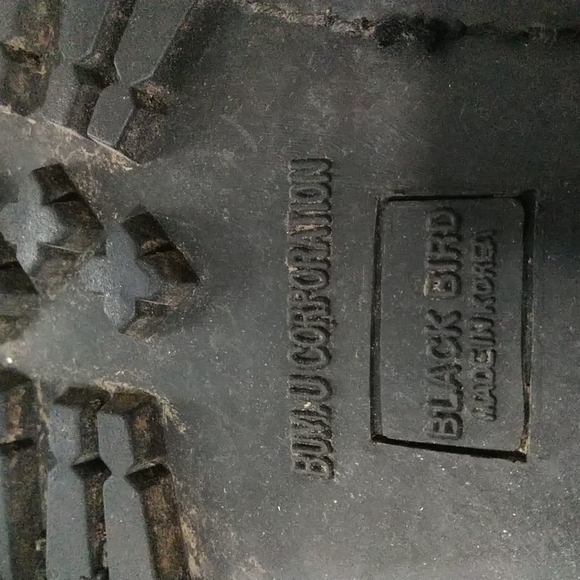 Size 13 black steel toe boots. - Picture 7 of 10